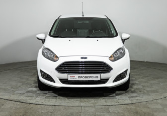 Подержанный автомобиль Ford Fiesta Hatchback 2016 года (2 фото)