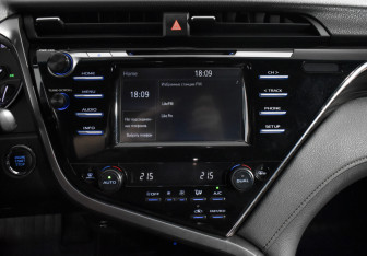 Подержанный автомобиль Toyota Camry Sedan 2018 года (17 фото)