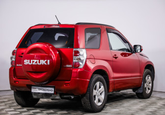 Подержанный автомобиль Suzuki Grand Vitara 2008 года (5 фото)
