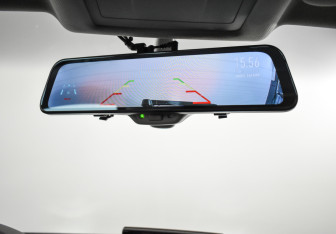 Подержанный автомобиль Audi Q3 2012 года (19 фото)