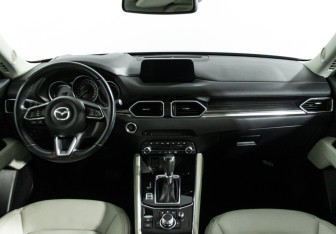 Подержанный автомобиль Mazda CX-5 2019 года (13 фото)