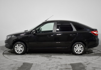 Подержанный автомобиль LADA (ВАЗ) Granta Liftback 2022 года (8 фото)