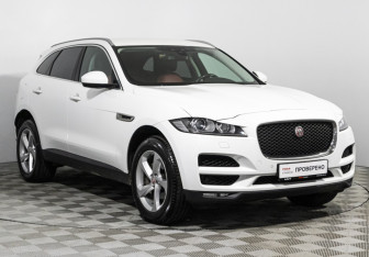 Подержанный автомобиль Jaguar F-Pace 2017 года (3 фото)