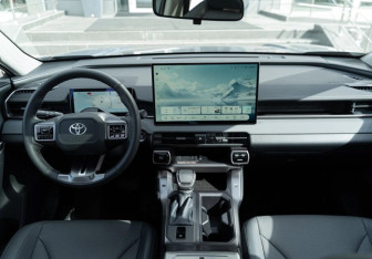 Новый Toyota RAV4 2026 (10 фото)