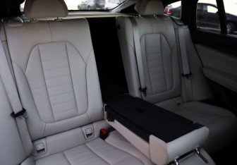 Подержанный автомобиль BMW X4 2019 года (34 фото)