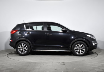 Подержанный автомобиль Kia Sportage 2015 года (4 фото)