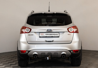 Подержанный автомобиль Ford Kuga 2011 года (6 фото)