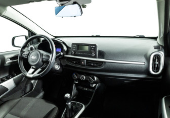 Подержанный автомобиль Kia Picanto 2018 года (9 фото)