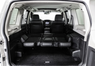 Подержанный автомобиль Mitsubishi Pajero 2014 года (27 фото)