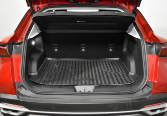 Подержанный автомобиль Omoda C5 2024 года (23 фото)