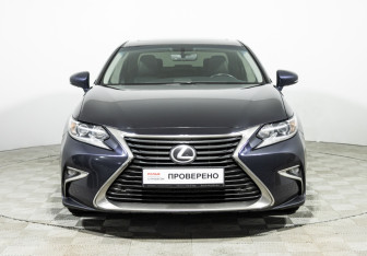 Подержанный автомобиль Lexus ES 2016 года (2 фото)