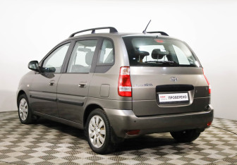 Подержанный автомобиль Hyundai Matrix 2009 года (7 фото)