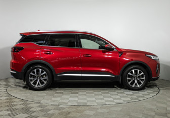 Подержанный автомобиль Chery Tiggo 7 Pro Max 2023 года (4 фото)