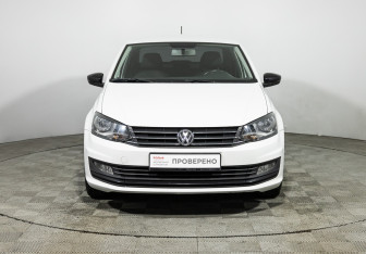Подержанный автомобиль Volkswagen Polo Sedan 2017 года (2 фото)