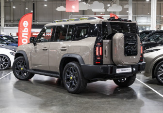 Подержанный автомобиль Jetour T2 2025 года (10 фото)