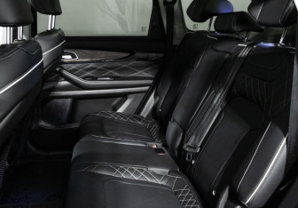 Подержанный автомобиль Exeed VX 2021 года (10 фото)