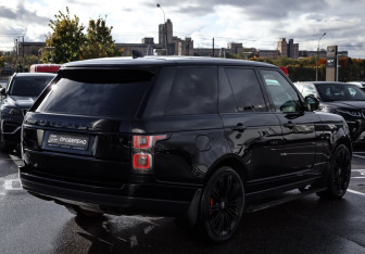 Подержанный автомобиль Land Rover Range Rover 2019 года (6 фото)