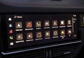 Подержанный автомобиль Porsche Cayenne 2022 года (17 фото)
