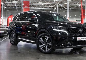 Подержанный автомобиль Kia Sorento 2021 года (7 фото)