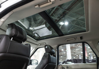 Подержанный автомобиль Land Rover Range Rover 2013 года (23 фото)