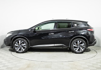 Подержанный автомобиль Nissan Murano Suv 2019 года (8 фото)