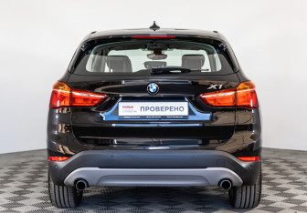 Подержанный автомобиль BMW X1 2018 года (6 фото)
