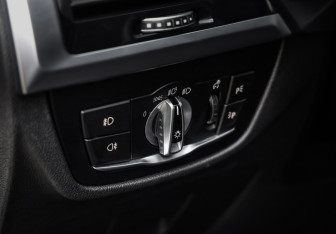 Подержанный автомобиль BMW X4 2019 года (25 фото)