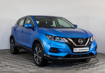 Подержанный автомобиль Nissan Qashqai 2020 года (3 фото)