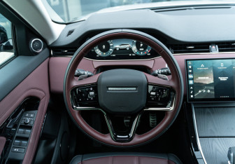 Новый Land Rover Range Rover Evoque 2025 (16 фото)