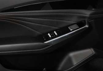 Подержанный автомобиль Geely Preface 2024 года (20 фото)