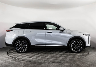 Подержанный автомобиль Exeed RX 2023 года (5 фото)