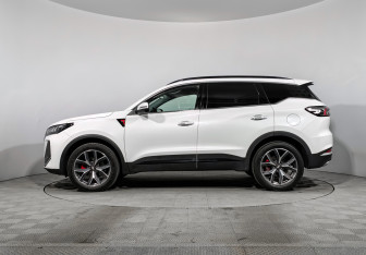 Подержанный автомобиль Chery Tiggo 7 Pro Max 2024 года (8 фото)