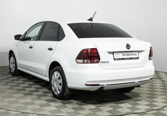 Подержанный автомобиль Volkswagen Polo Sedan 2019 года (7 фото)