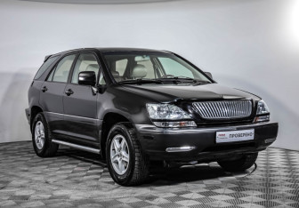 Подержанный автомобиль Lexus RX 2002 года (3 фото)