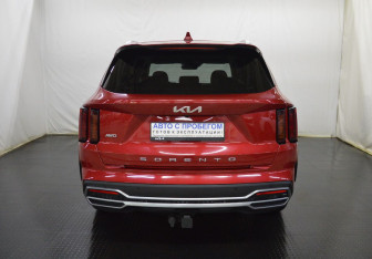 Подержанный автомобиль Kia Sorento 2022 года (6 фото)