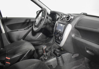Подержанный автомобиль LADA (ВАЗ) Granta Liftback 2015 года (12 фото)