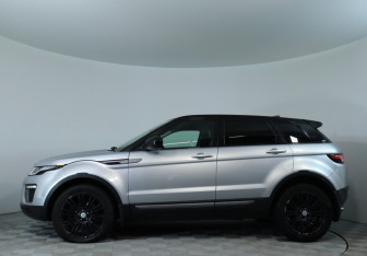 Подержанный автомобиль Land Rover Range Rover Evoque 2017 года (9 фото)