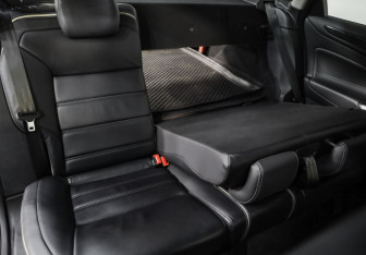 Подержанный автомобиль Ford Mondeo Sedan 2012 года (25 фото)