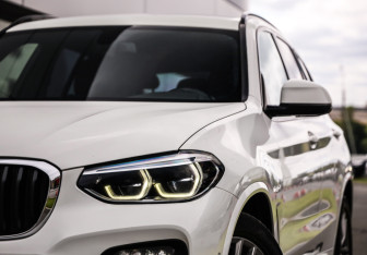 Подержанный автомобиль BMW X3 2020 года (2 фото)