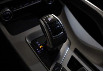 Подержанный автомобиль Geely Coolray 2021 года (20 фото)