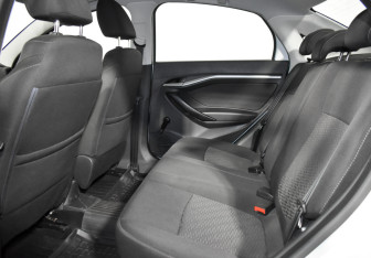 Подержанный автомобиль LADA (ВАЗ) Vesta Sedan 2017 года (11 фото)