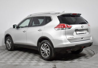 Подержанный автомобиль Nissan X-Trail 2018 года (7 фото)