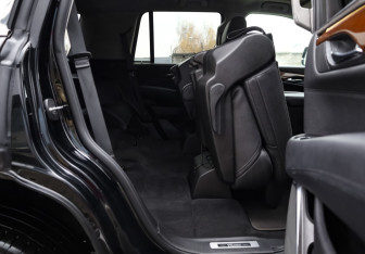 Подержанный автомобиль Cadillac Escalade Suv 2018 года (29 фото)