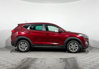 Подержанный автомобиль Hyundai Tucson 2016 года (4 фото)
