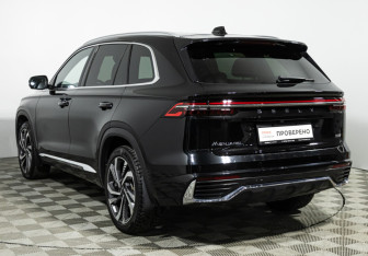 Подержанный автомобиль Geely Monjaro 2024 года (7 фото)