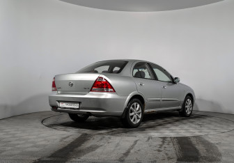 Подержанный автомобиль Nissan Almera Classic 2010 года (5 фото)
