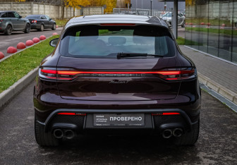 Подержанный автомобиль Porsche Macan 2023 года (6 фото)