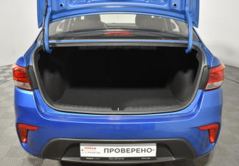 Подержанный автомобиль Kia Rio Sedan 2019 года (19 фото)