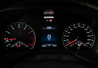 Подержанный автомобиль Haval Jolion 2023 года (12 фото)