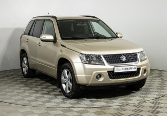 Подержанный автомобиль Suzuki Grand Vitara 2010 года (3 фото)
